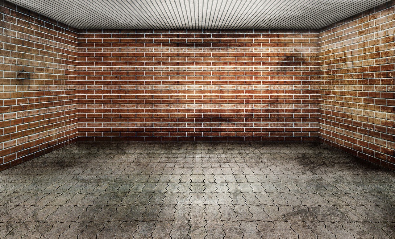 How to Create a DIY Storage System for Your Garage